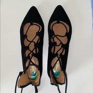 Nine West Black Pointed-Toe Flats. Black Suede.